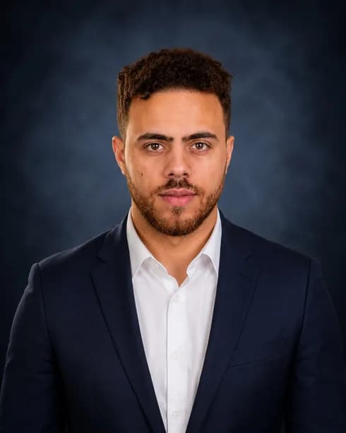 Marwan Fadhel, Operations und Kommunikation